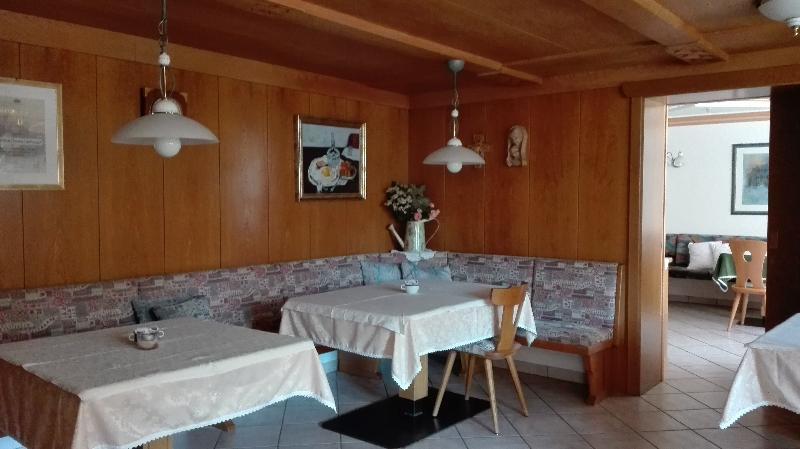 Pensione Valbona Corvara In Badia Esterno foto